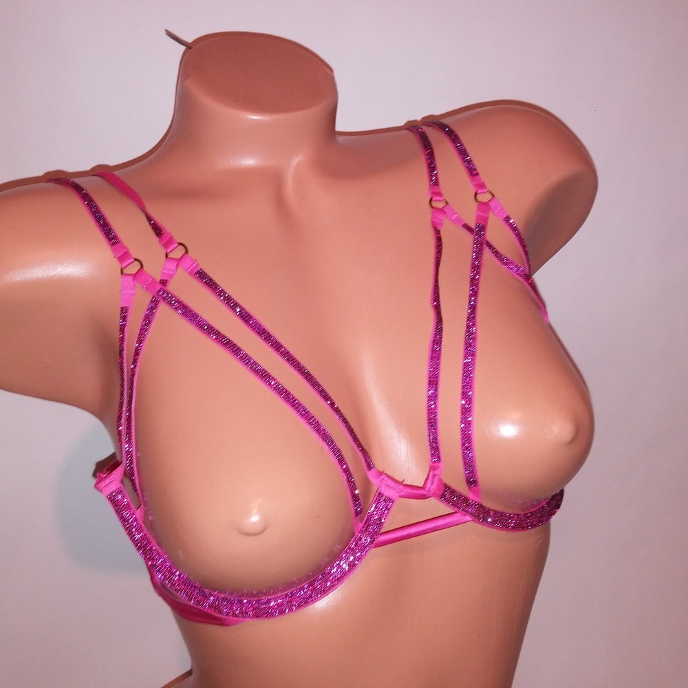 Victoria Secret Bra Medium Pink Shine Strap Strappy Open Bust Underwire New